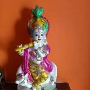 Santa Kumari