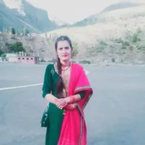 ShaliNi Thakur